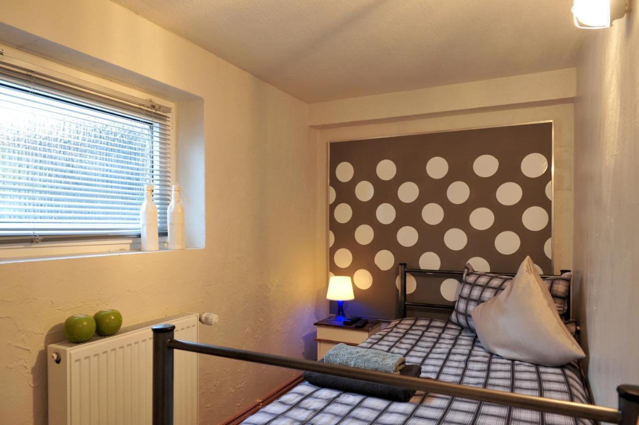 Tiny Rooms Бремен Экстерьер фото